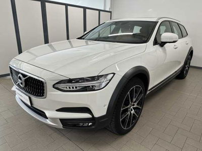 Volvo V90 Cross Country D4 AWD Geartronic Pro  del 2019 usata a Civitanova Marche