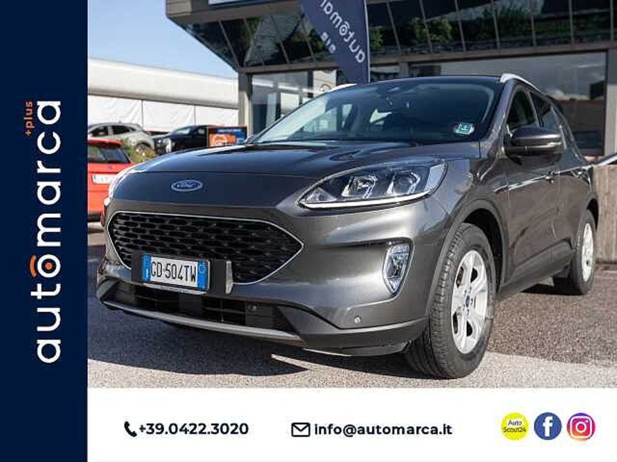 Ford Kuga 1.5 EcoBlue 120 CV 2WD Titanium  del 2021 usata a Silea