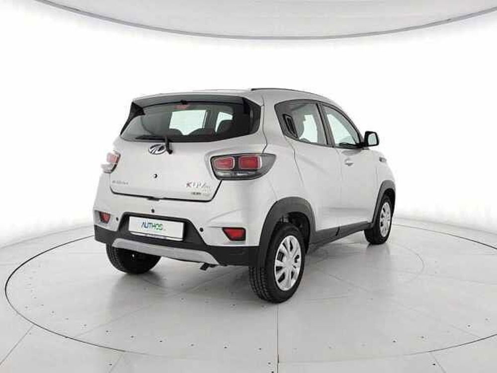 Mahindra KUV100 KUV100 1.2 VVT M-Bifuel(GPL) K6+  del 2023 usata a Torino (4)