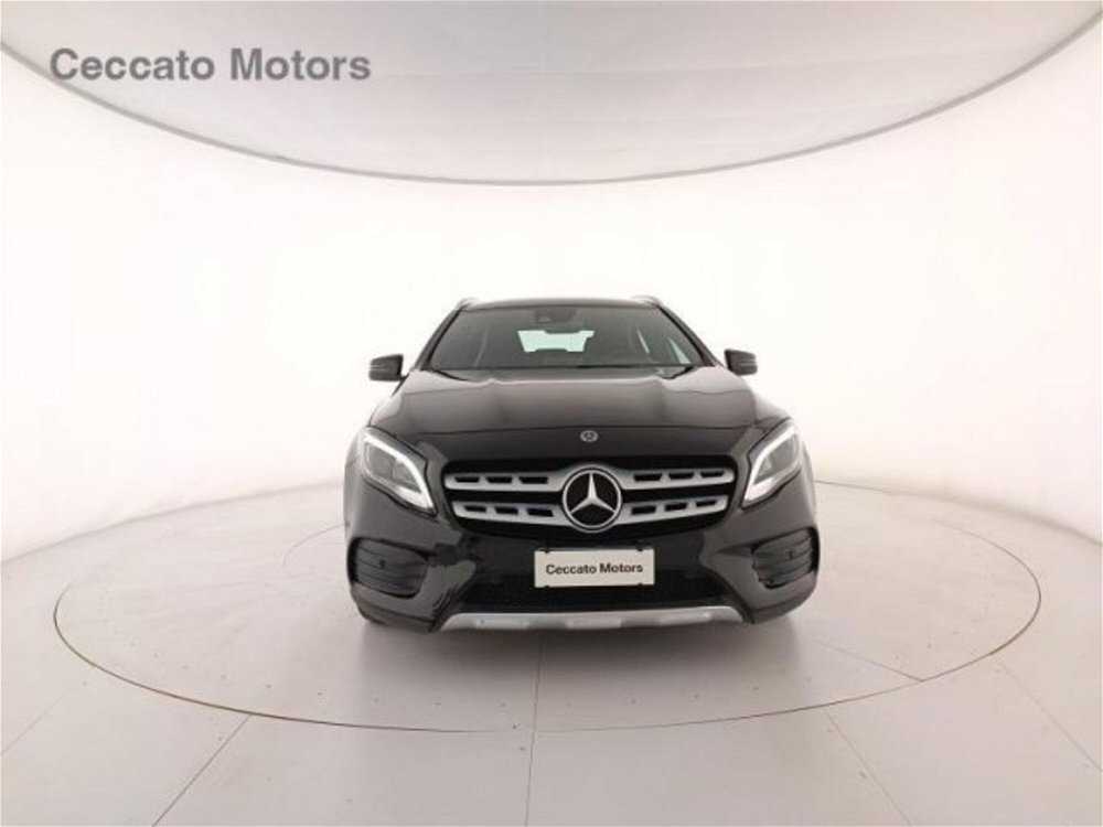 Mercedes-Benz GLA SUV 180 d Automatic Premium  del 2017 usata a Padova (2)