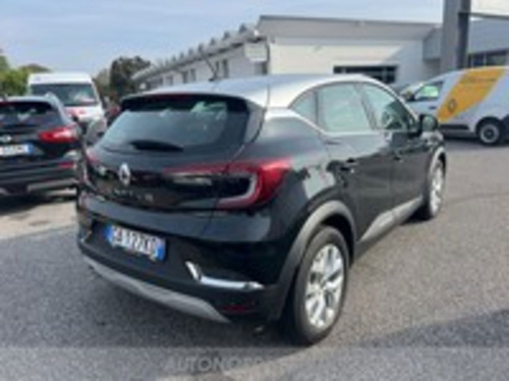 Renault Captur Blue dCi 115 CV Intens  del 2020 usata a Pordenone (4)