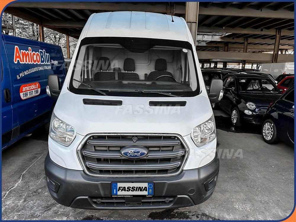 Ford Transit Custom Furgone 320 2.0 TDCi 170 PC Combi Trend  del 2019 usata a Milano (2)