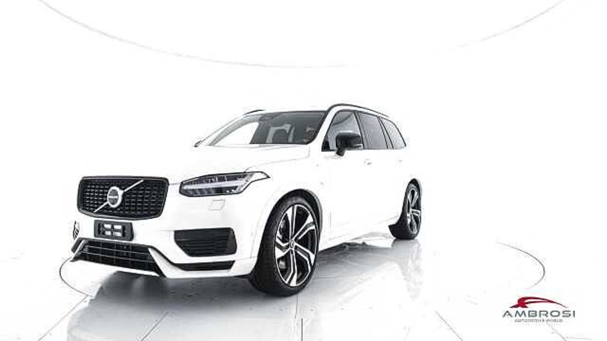 Volvo XC90 B5 (d) AWD automatico Plus Bright nuova a Viterbo