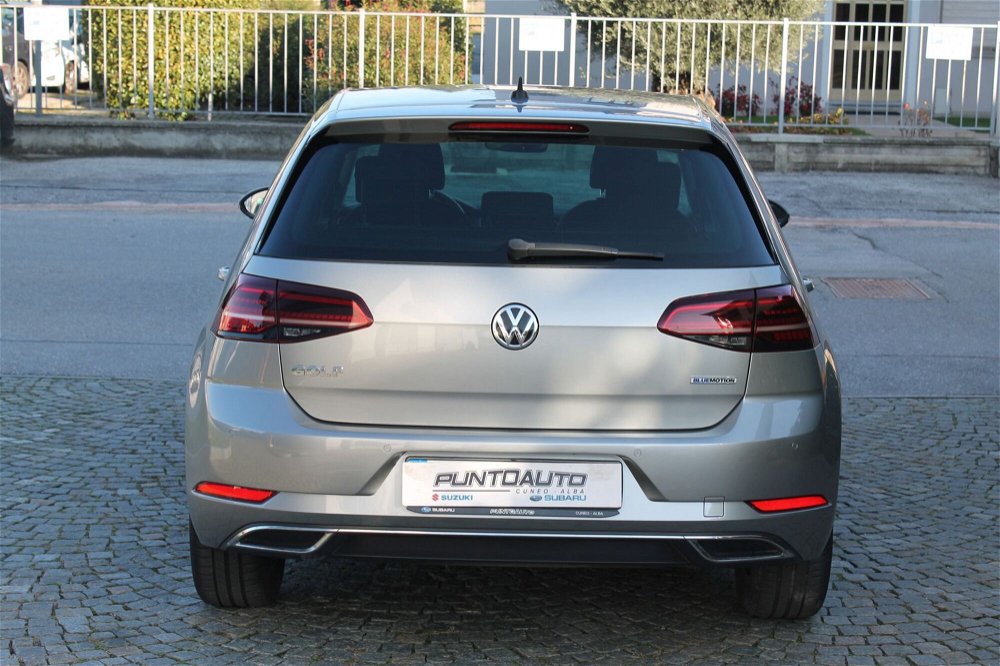 Volkswagen Golf 1.5 TGI 5p. Highline BlueMotion Technology del 2019 usata a Cuneo (5)