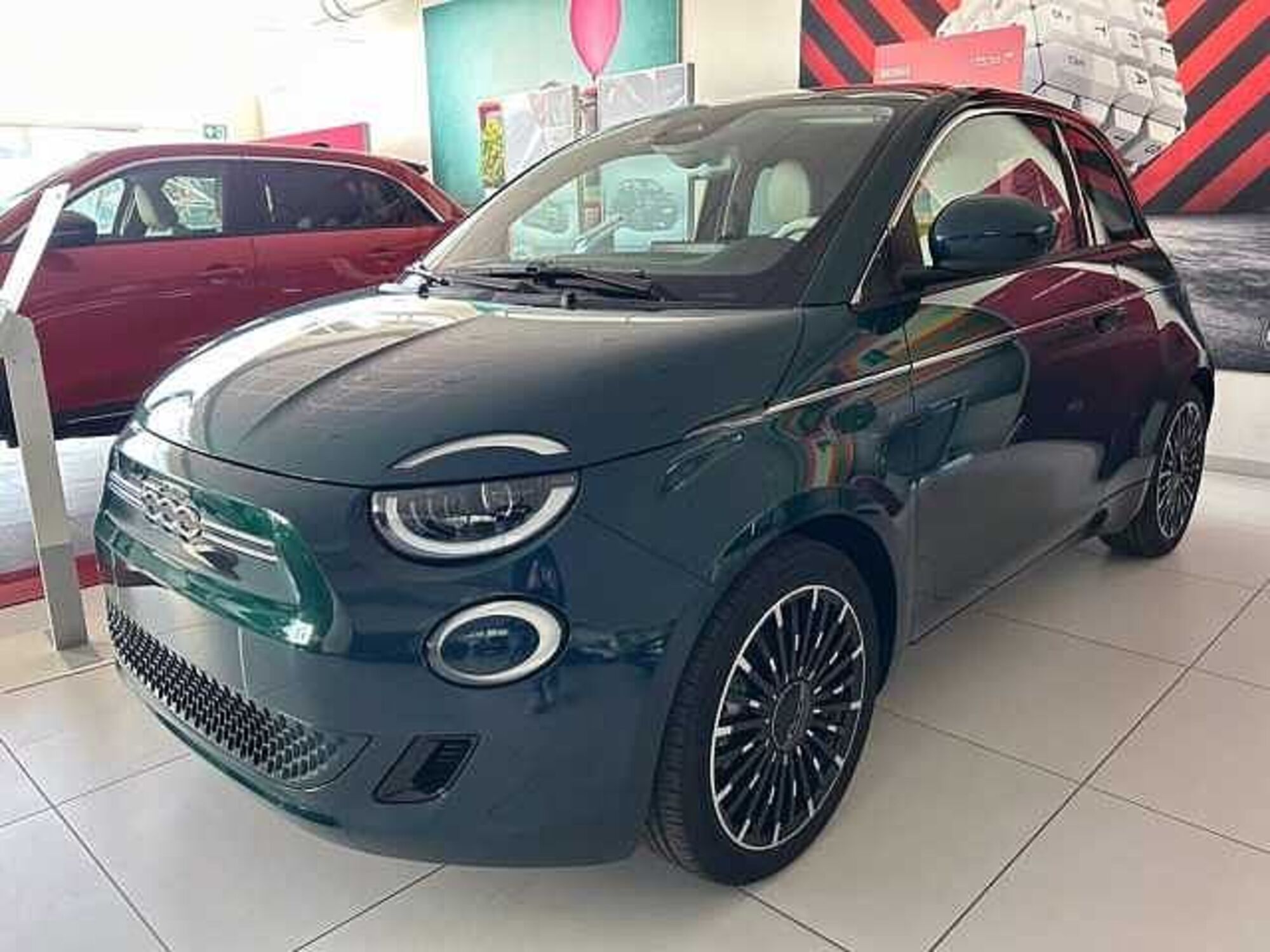 Fiat 500e 42 kWh La Prima nuova a Cuneo