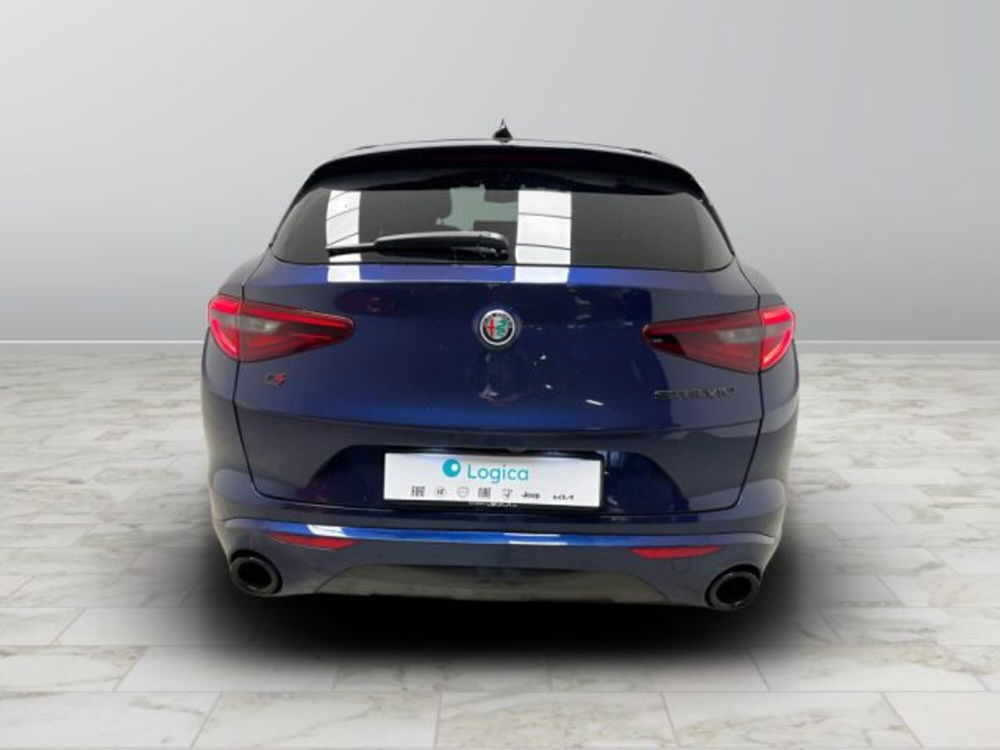 Alfa Romeo Stelvio usata a Biella (10)