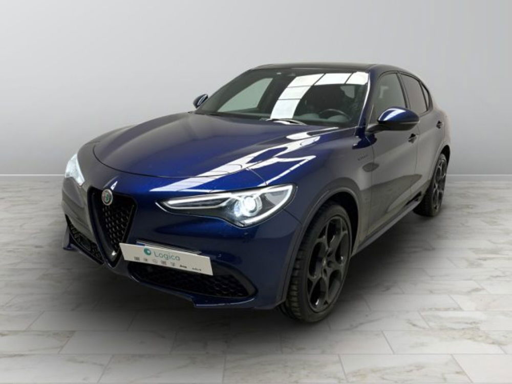 Alfa Romeo Stelvio usata a Biella (6)