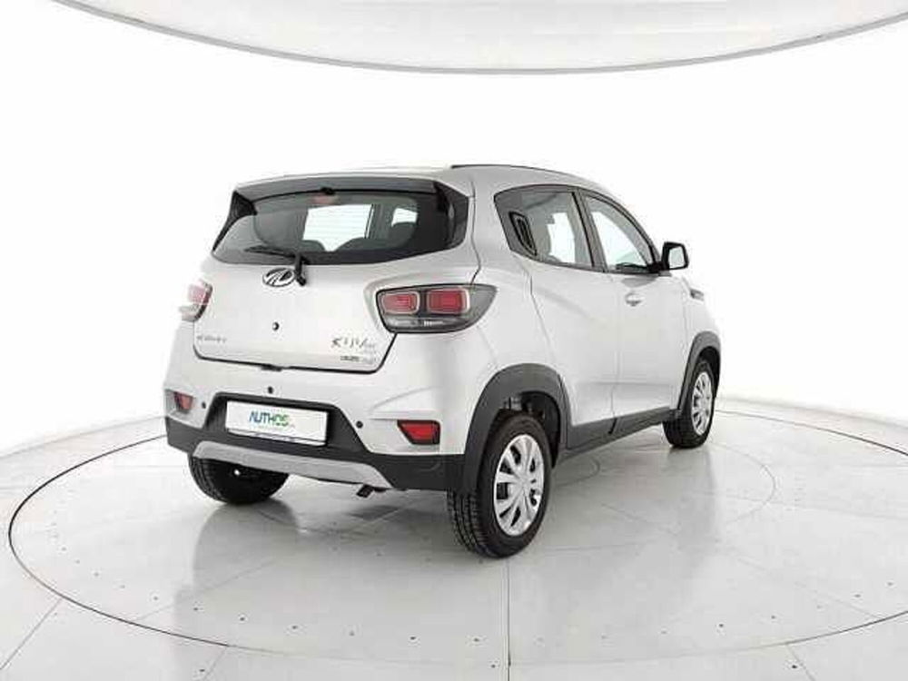 Mahindra KUV100 KUV100 1.2 VVT M-Bifuel(GPL) K6+  del 2023 usata a Torino (4)