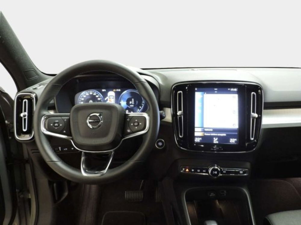 Volvo XC40 usata a Firenze (10)