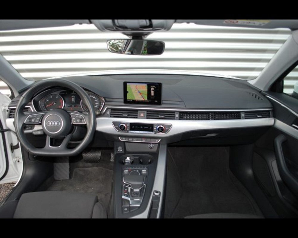 Audi A4 Avant 35 TDI S tronic Business Sport del 2019 usata a Conegliano (3)