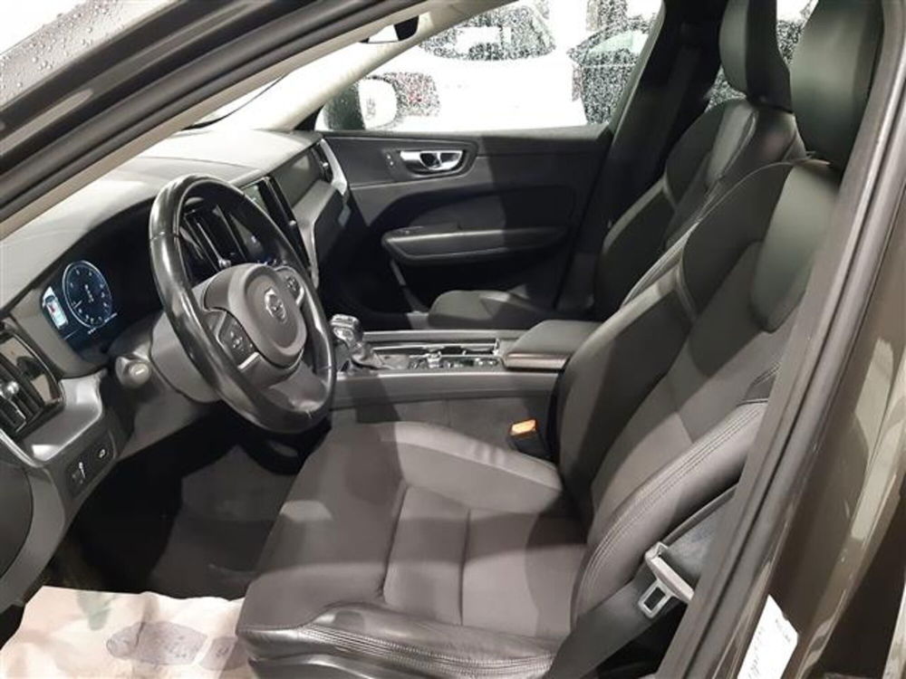 Volvo XC60 usata a Asti (14)