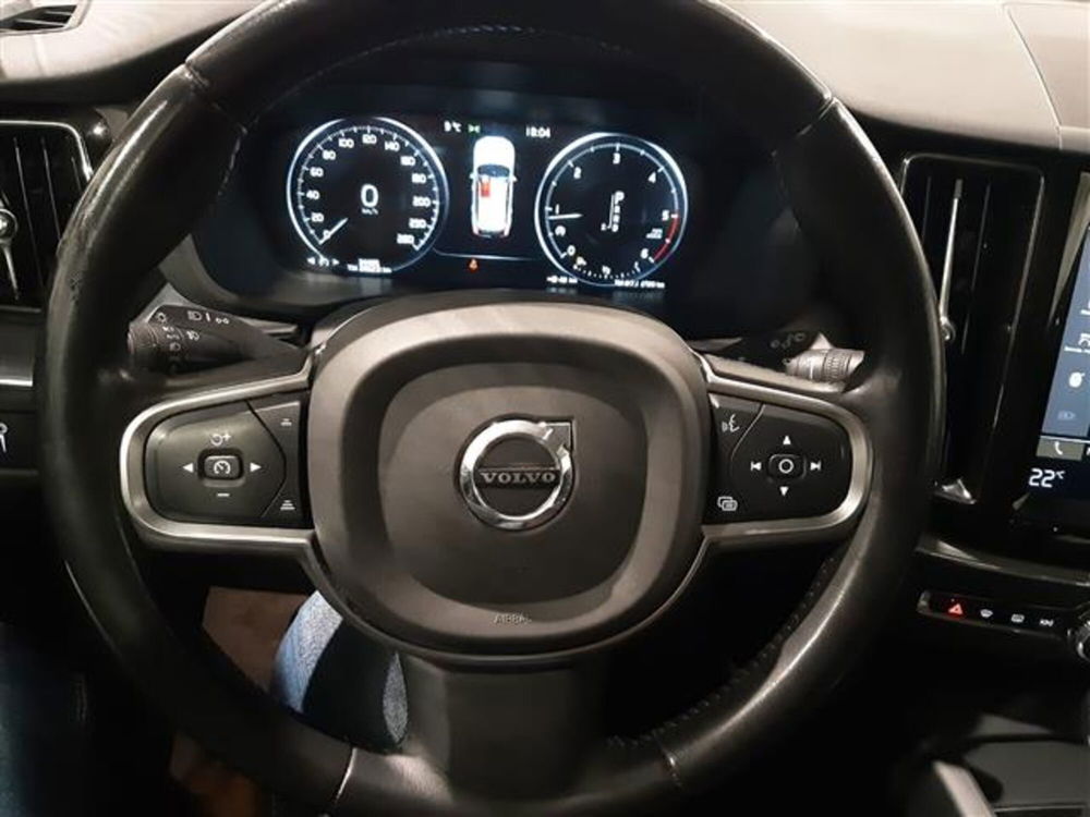 Volvo XC60 usata a Asti (8)