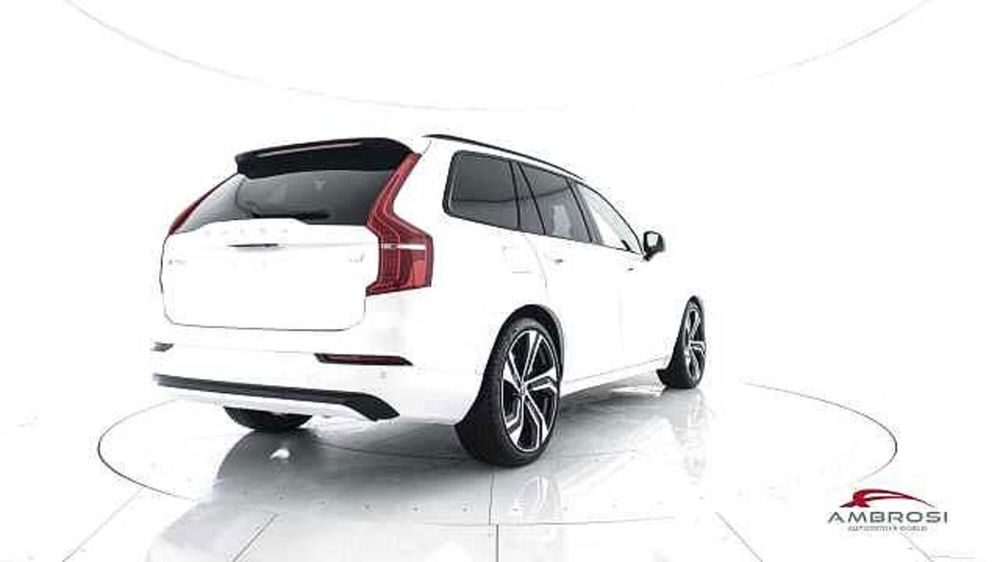 Volvo XC90 B5 (d) AWD automatico Core nuova a Viterbo (3)