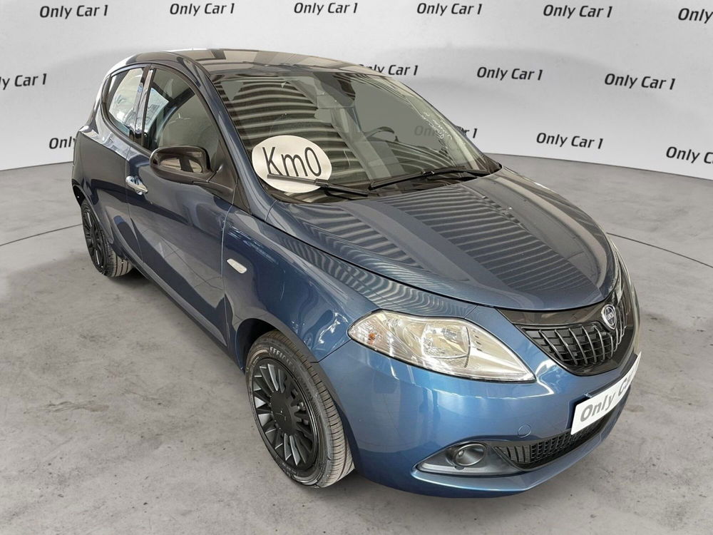 Lancia Ypsilon nuova a Ferrara