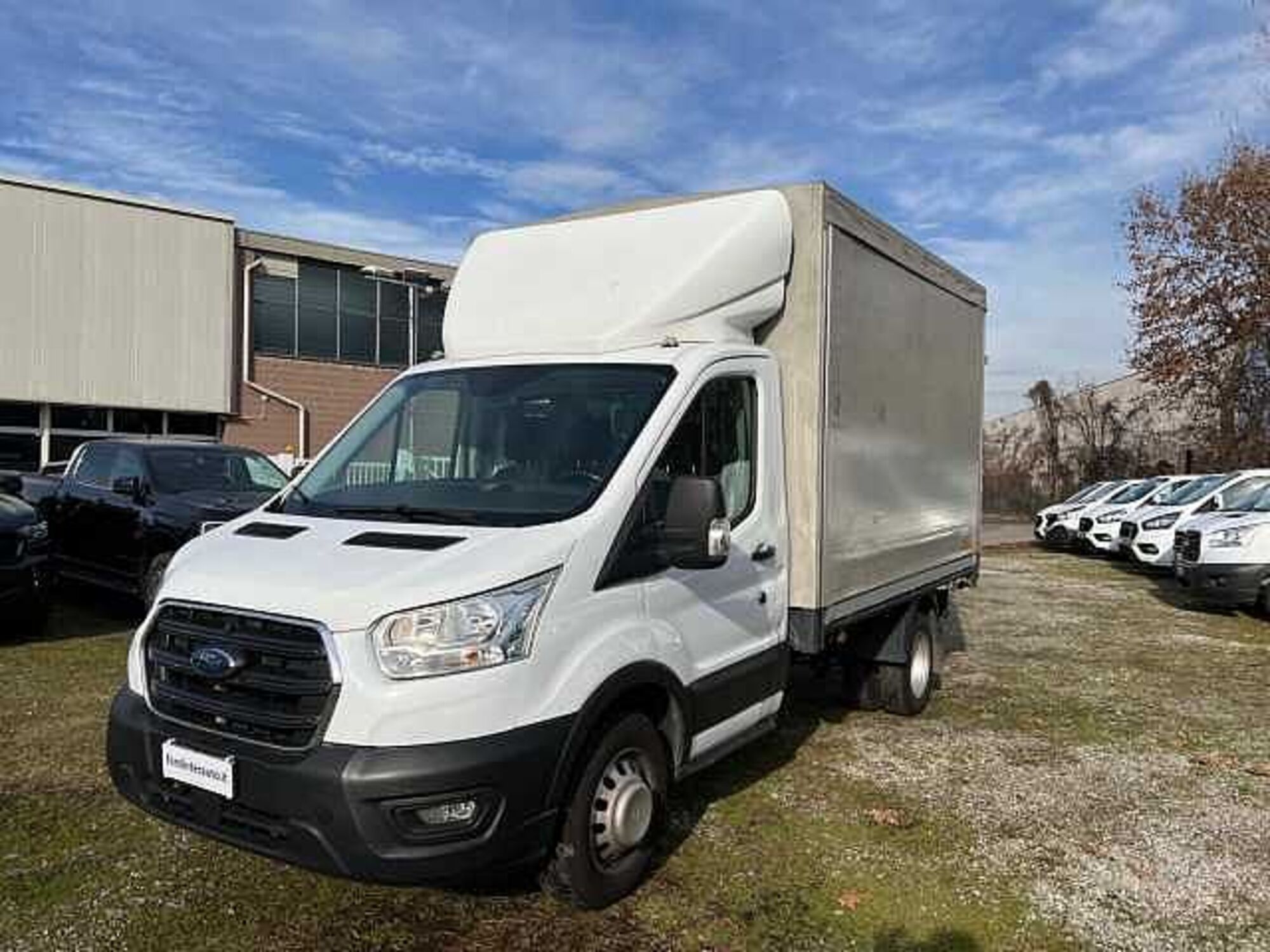 Ford Transit Telaio 310 2.0TDCi EcoBlue 130 aut. PM Cab.Trend  del 2019 usata a Melegnano