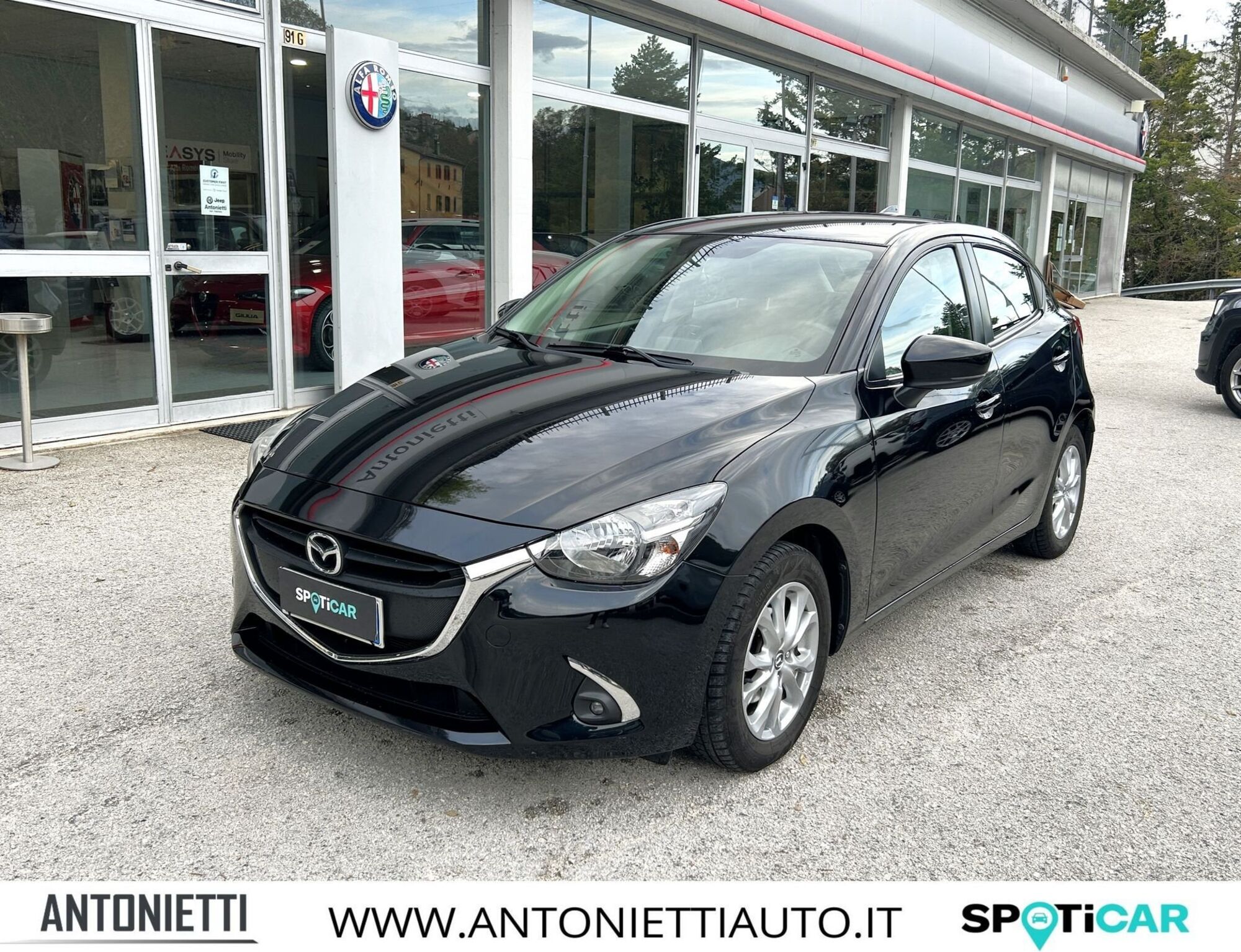 Mazda Mazda2 1.5 Skyactiv-D 105 CV Exceed  del 2018 usata a Fabriano