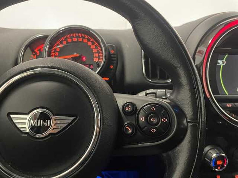 MINI Mini Countryman usata a Napoli (14)