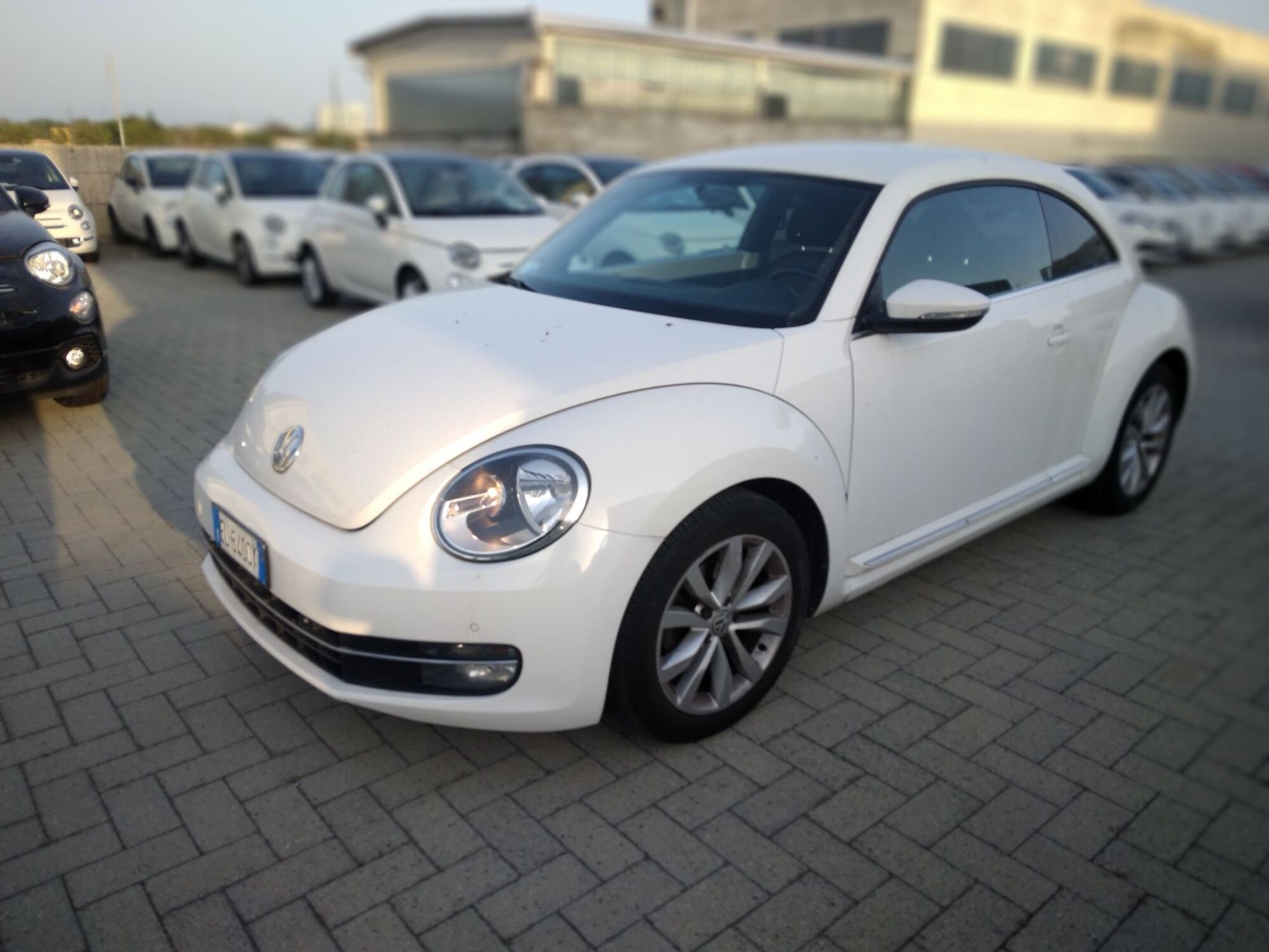 Volkswagen Maggiolino 1.2 TSI Design del 2012 usata a Alessandria