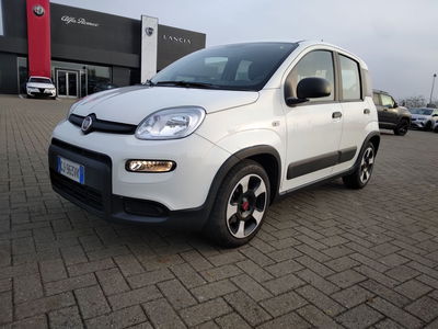 Fiat Panda 1.0 FireFly S&amp;S Hybrid City Cross  del 2022 usata a Alessandria