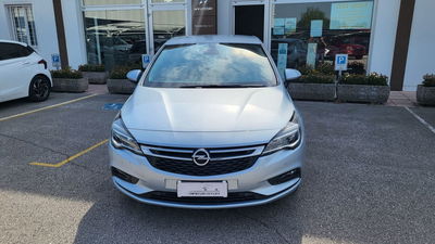 Opel Astra 1.6 CDTi 110CV Start&amp;Stop 5 porte Elective del 2015 usata a Veggiano