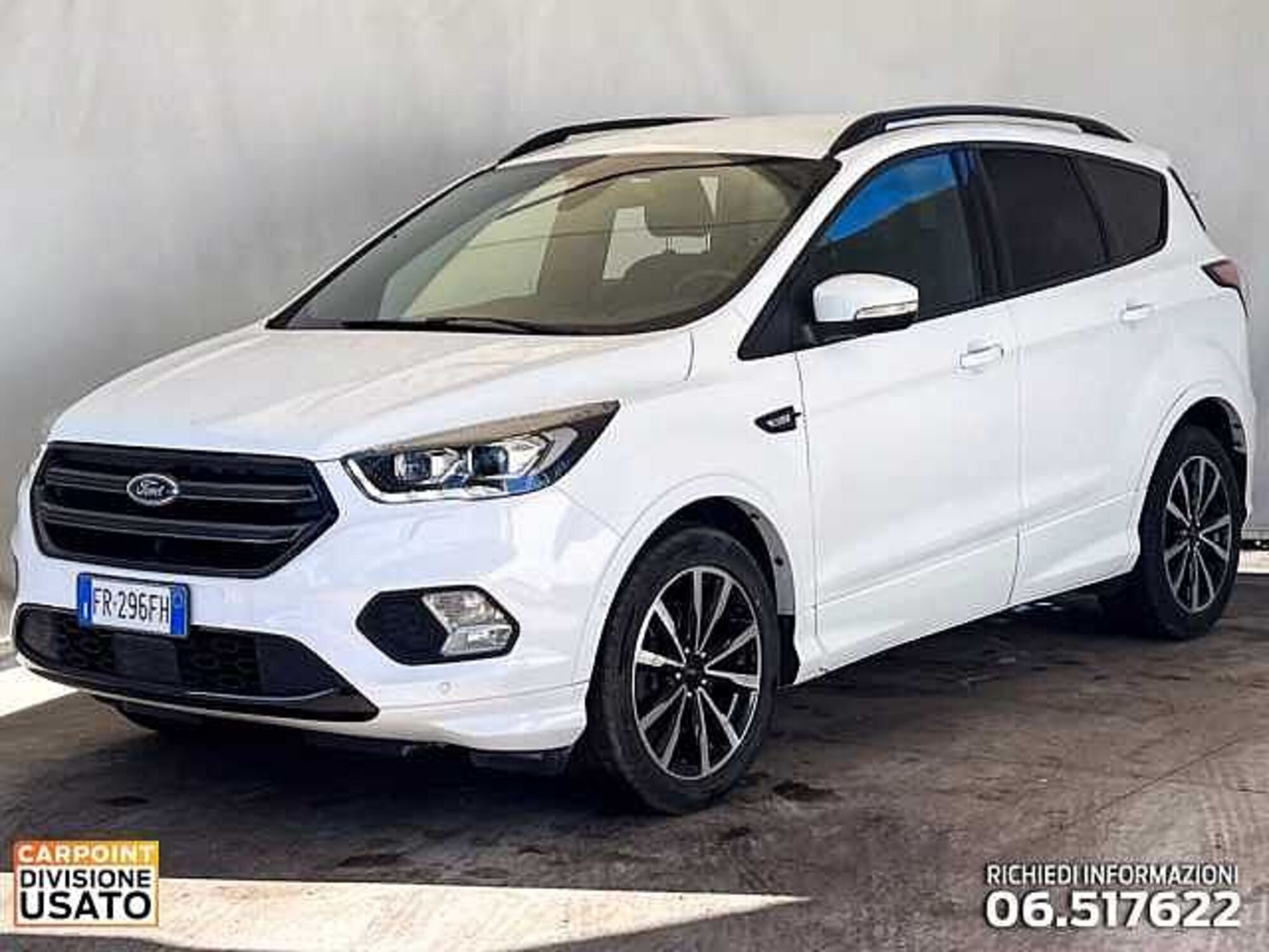 Ford Kuga 1.5 TDCI 120 CV S&amp;S 2WD Powershift ST-Line  del 2018 usata a Roma