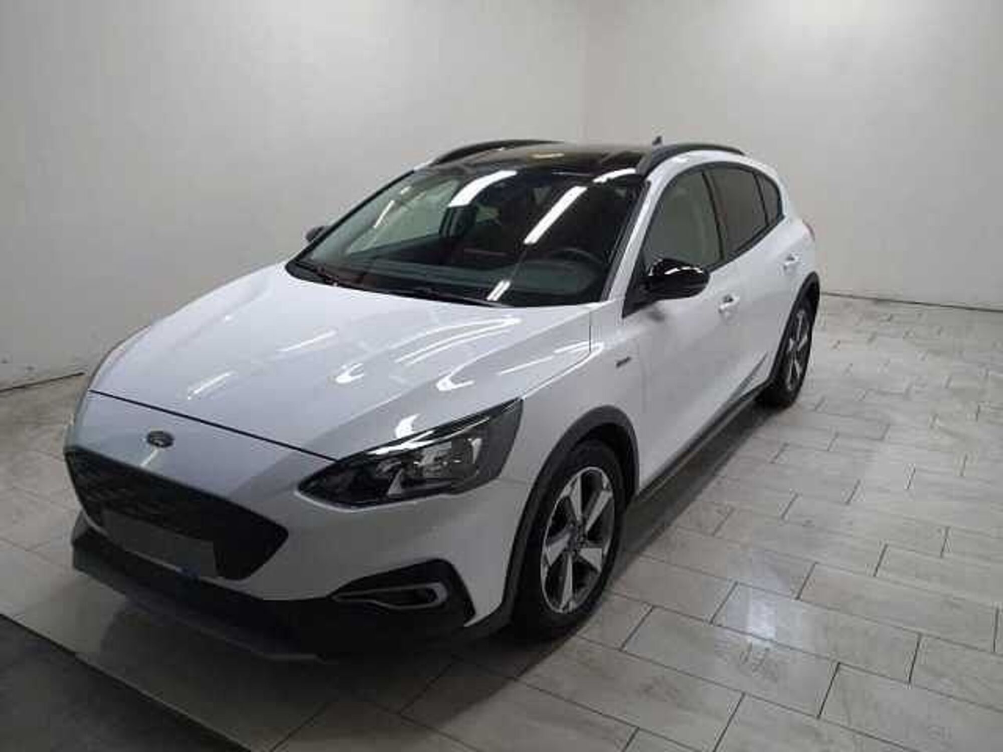 Ford Focus 1.0 EcoBoost 125 CV 5p. Active  del 2020 usata a Cuneo