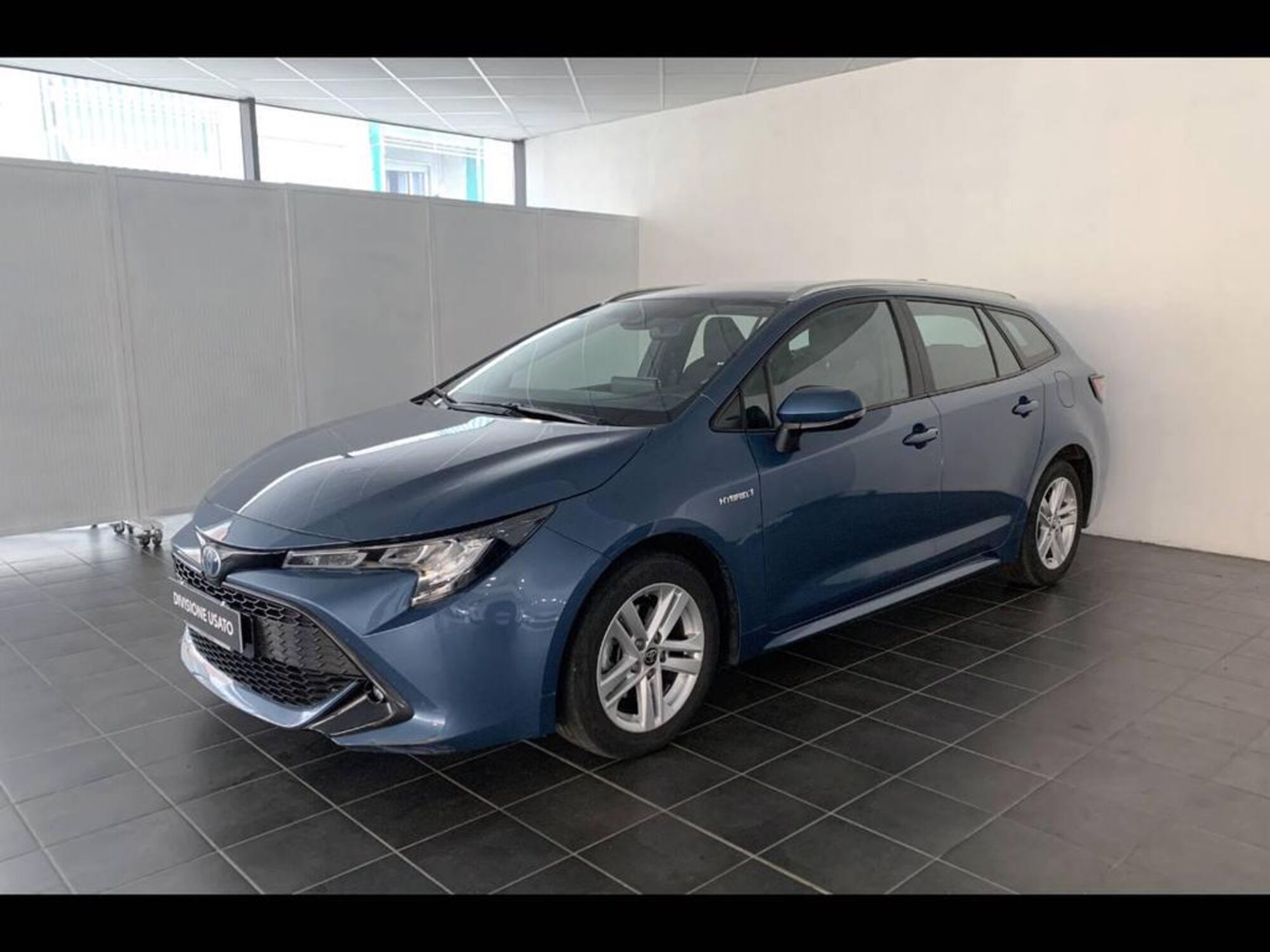 Toyota Corolla Touring Sports 1.8 Hybrid Active  del 2021 usata a Torino