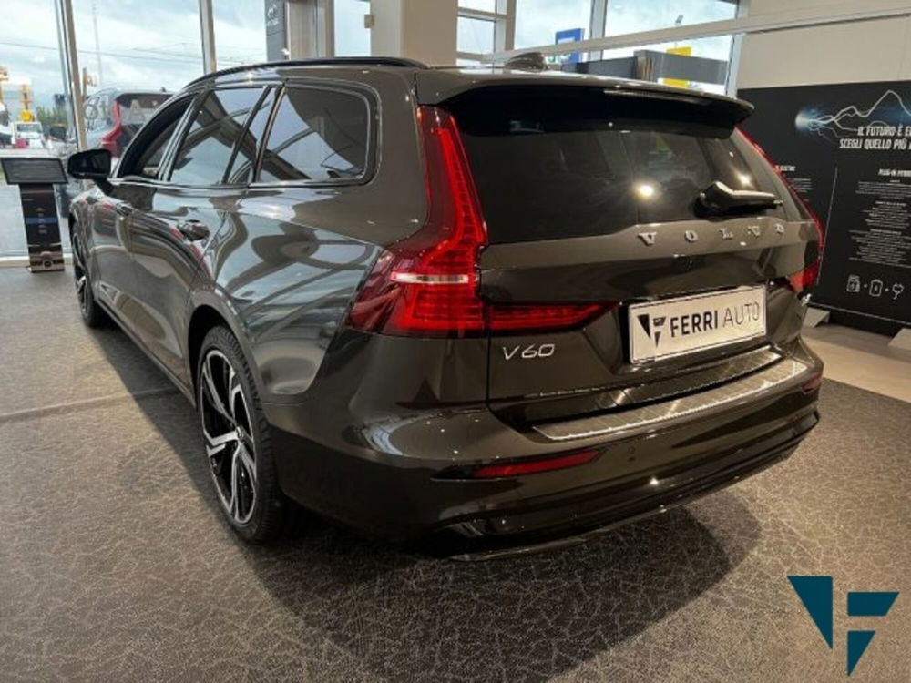 Volvo V60 nuova a Udine (7)