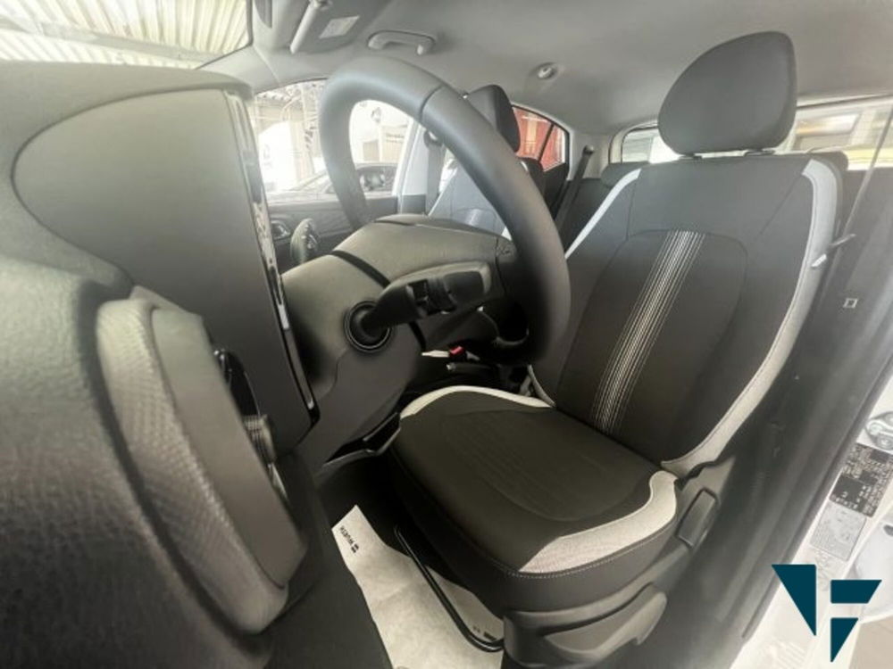 Hyundai i10 nuova a Udine (8)