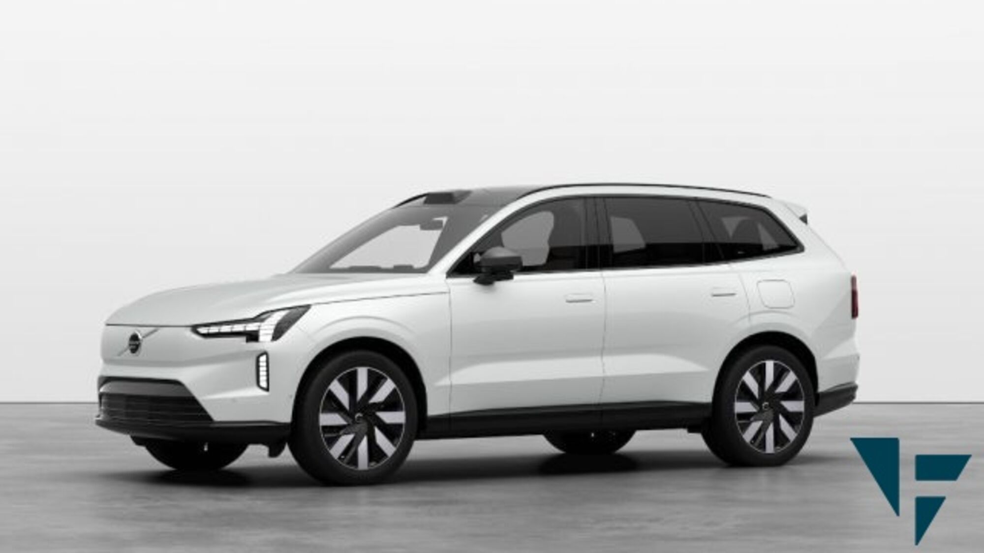 Volvo EX90 Twin Motor AWD Plus nuova a Tavagnacco