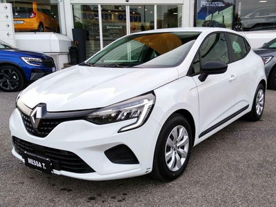 Renault Clio TCe 90 CV 5 porte Life  del 2022 usata a Monza