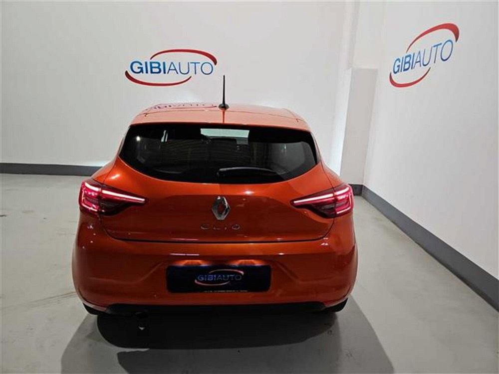 Renault Clio Blue dCi 100 CV 5 porte Business del 2022 usata a Palermo (4)