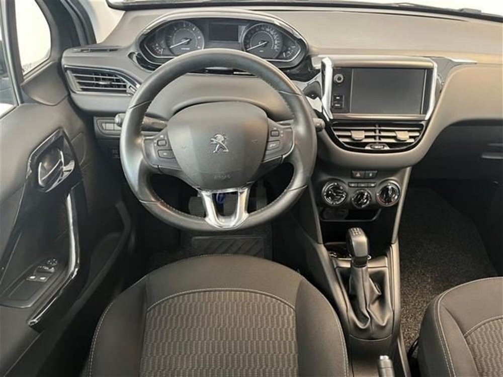 Peugeot 208 BlueHDi 100 Stop&Start 5 porte Allure  del 2019 usata a Siena (5)