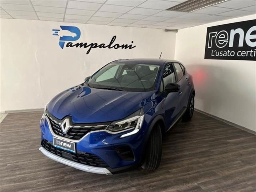 Renault Captur Blue dCi 95 CV Zen  del 2020 usata a Siena (2)