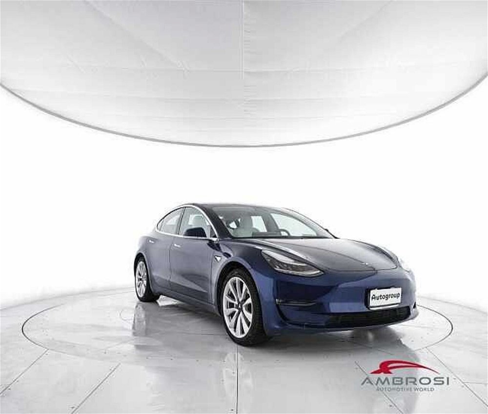 Tesla Model 3 Model 3 Long Range Dual Motor AWD  del 2019 usata a Corciano (2)