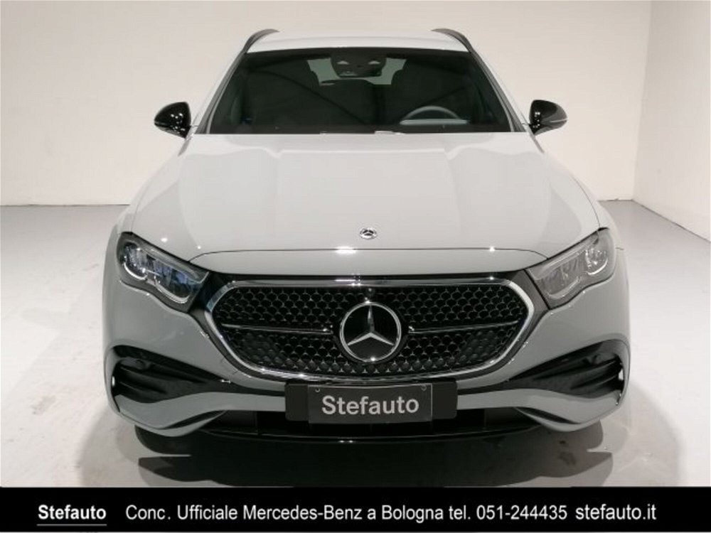 Mercedes-Benz Classe E Station Wagon 220 d Mild hybrid AMG Line Advanced nuova a Castel Maggiore (4)