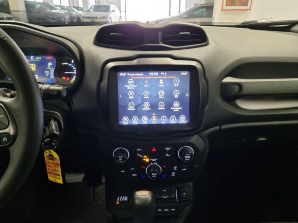 Jeep Renegade usata a Brescia (14)