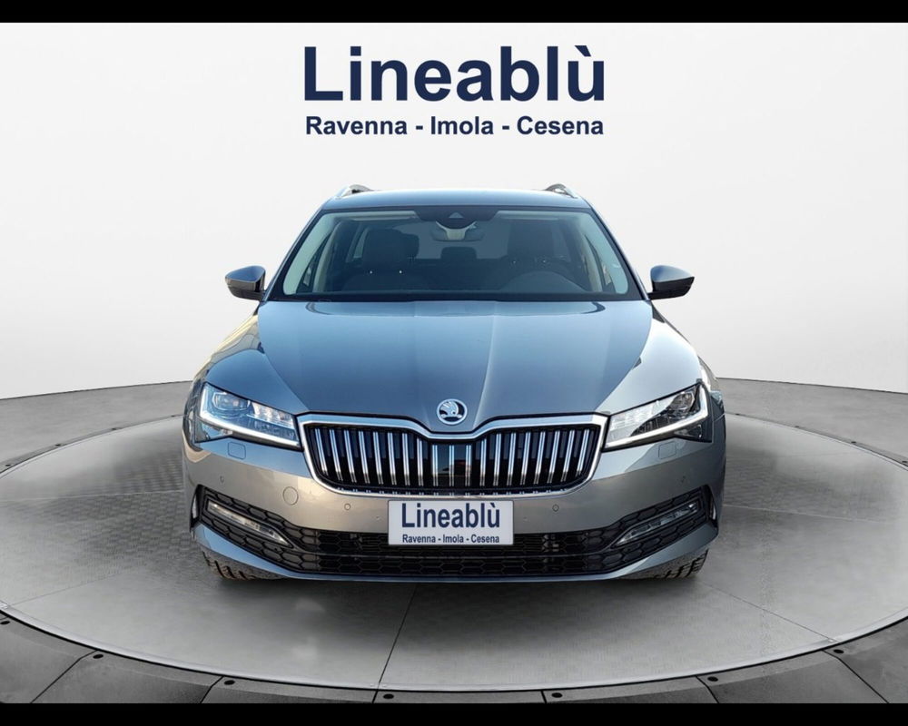 Skoda Superb Station Wagon usata a Ravenna (8)