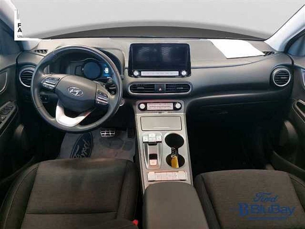 Hyundai Kona EV 64 kWh XPrime del 2020 usata a Livorno (4)