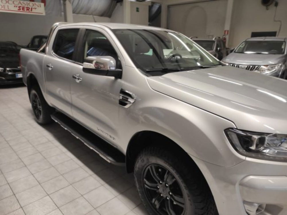 Ford Ranger Pick-up Ranger 2.0 TDCi aut. DC Limited 5 posti  del 2021 usata a Siena (3)