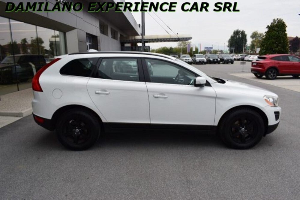 Volvo XC60 D3 AWD Kinetic  del 2011 usata a Cuneo (3)