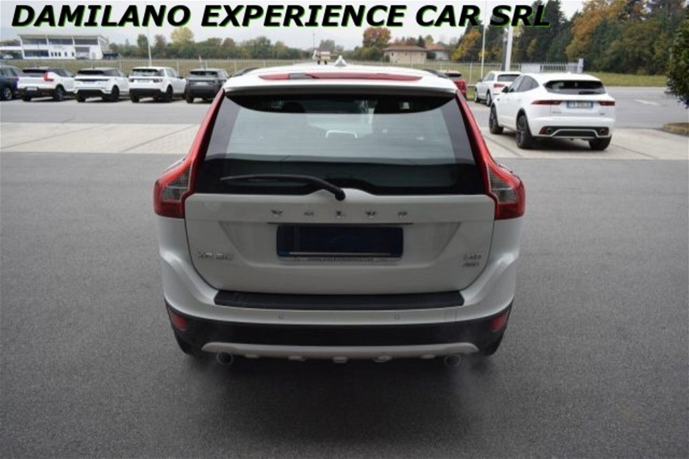 Volvo XC60 D3 AWD Kinetic  del 2011 usata a Cuneo (5)