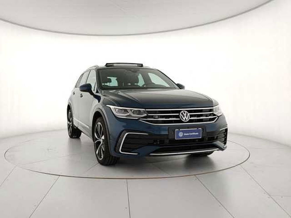 Volkswagen Tiguan 1.4 TSI eHYBRID DSG R-Line del 2022 usata a Barletta (5)