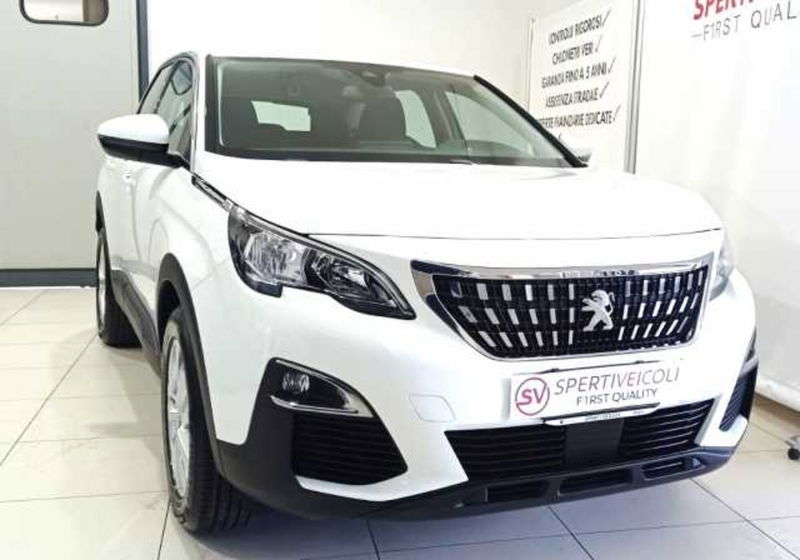 Peugeot 3008 BlueHDi 130 S&S EAT8 Business  del 2018 usata a Maglie