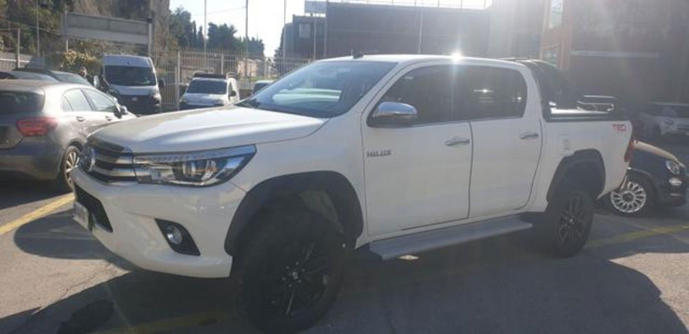 Toyota Hilux usata a Imperia (3)