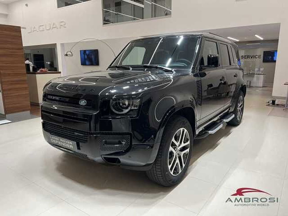 Land Rover Defender 110 2.0 Si4 PHEV 404 CV AWD Auto X-Dynamic SE  nuova a Viterbo