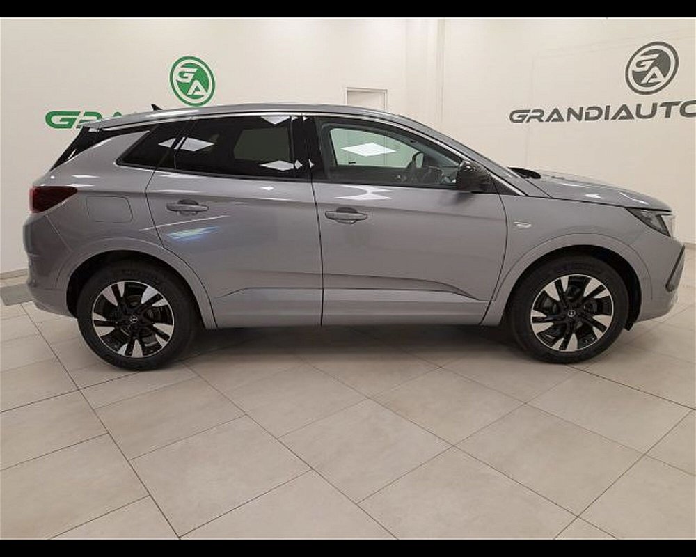 Opel Grandland 1.6 PHEV aut. FWD Business Elegance  nuova a Alessandria (5)