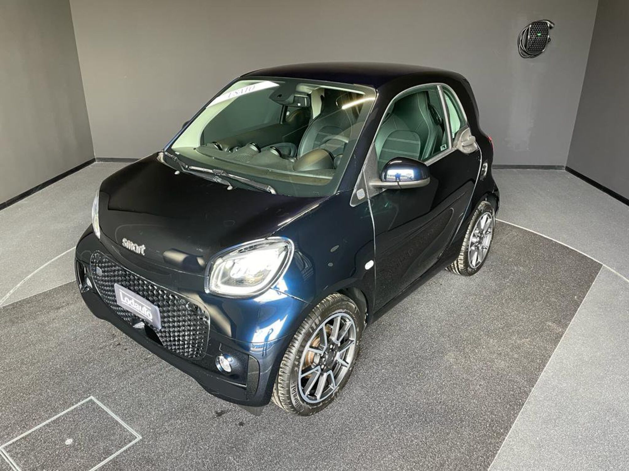 smart Fortwo EQ Parisblue (22kW) del 2020 usata a Bergamo