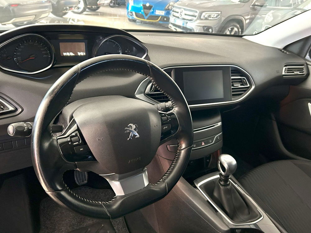 Peugeot 308 SW usata a Ferrara (9)