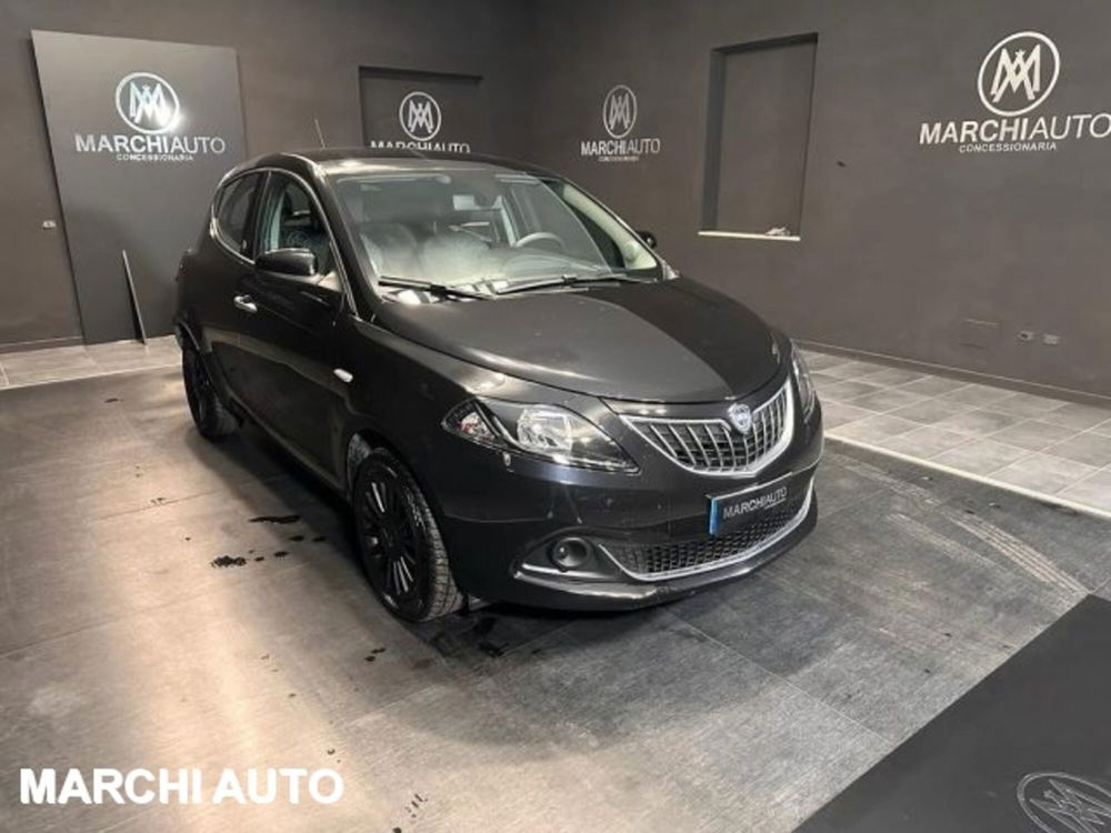 Lancia Ypsilon usata a Perugia (3)